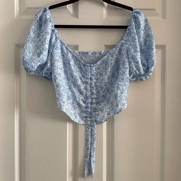 RESA Bella Crop Top in Meadow - Picture 3 of 14